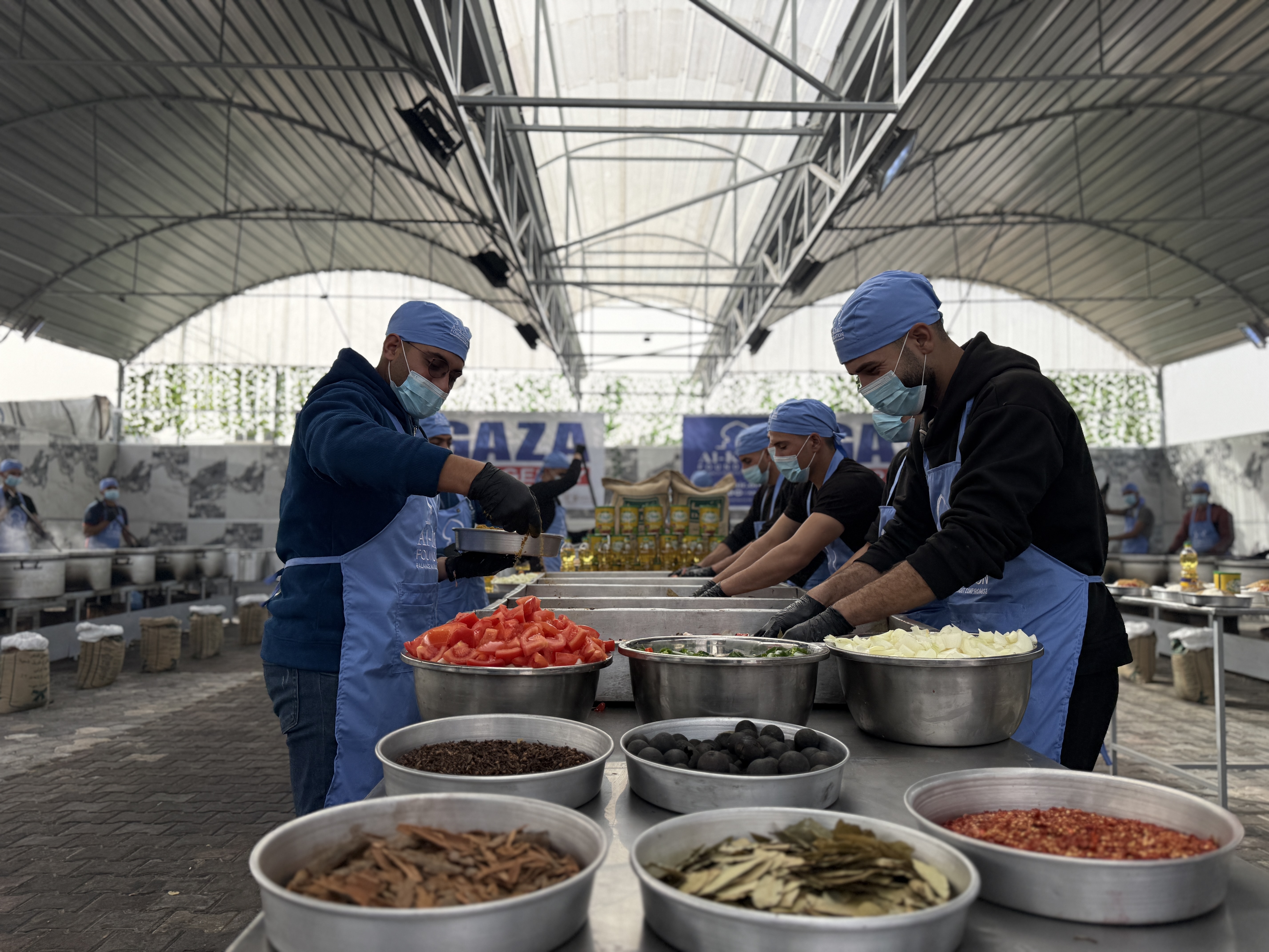 كيف يواجه مطبخ الخير الجوع في غزة مع اقتراب رمضان؟