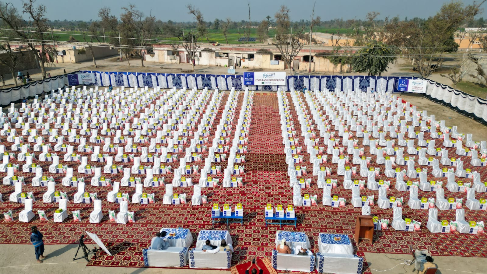 عندما يصل الخير مع رمضان: قصص إنسانية خلف الطرود الغذائية في باكستان